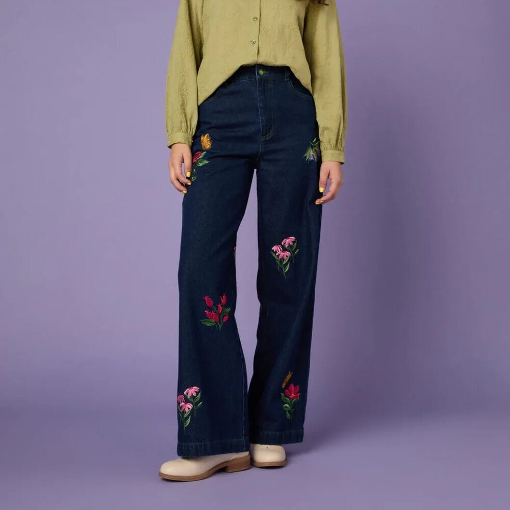 NWT Floral embroidered cotton dark denim jeans